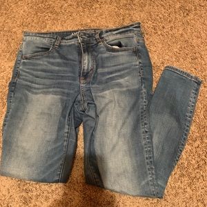 American Eagle High Rise Jeggings!